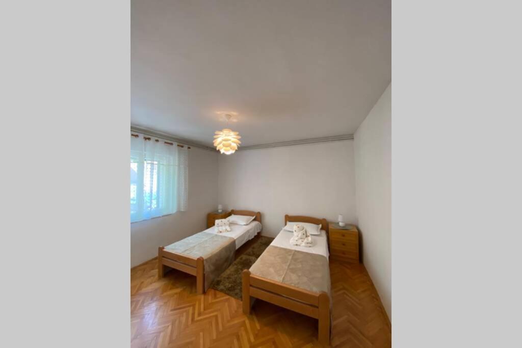 Comfy Apartment In A Quiet Neighborhood Šibenik Eksteriør bilde